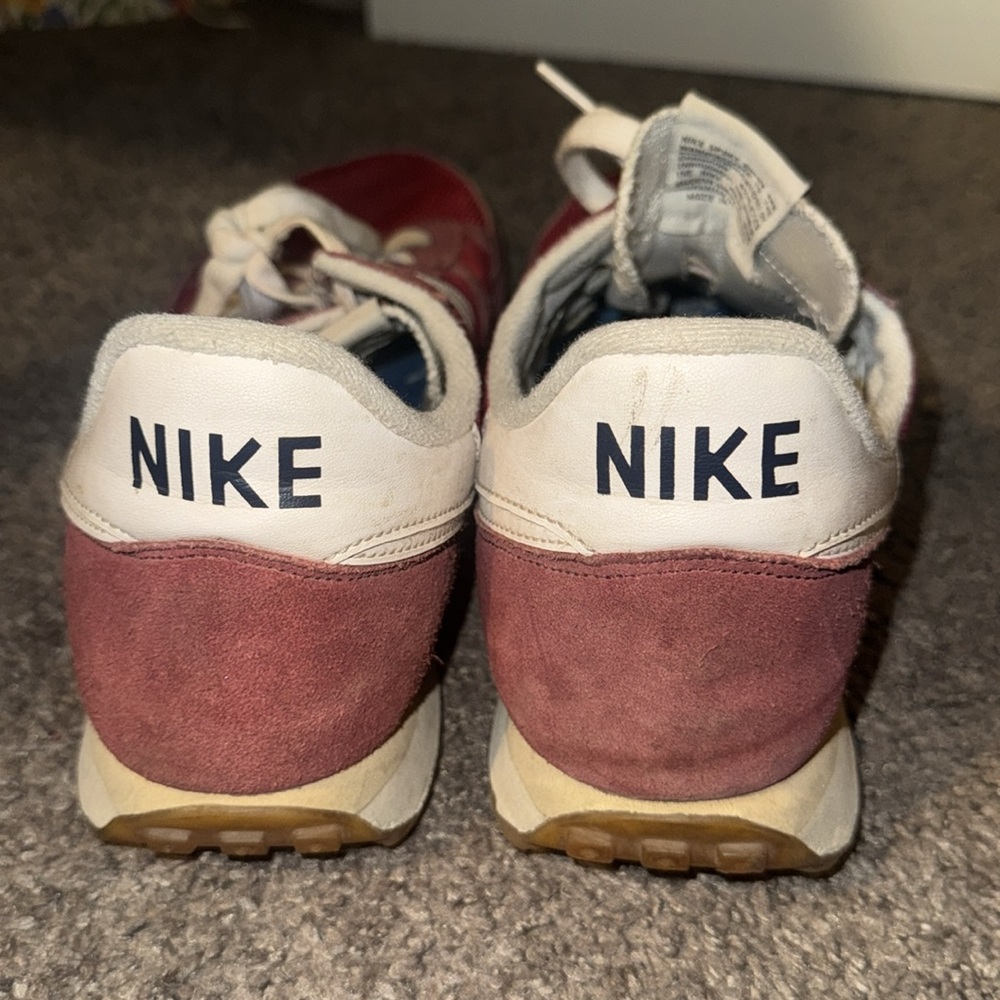 Nike Challenger OG Gym Red White Mens 12 Sneakers Racer - Picture 7 of 13